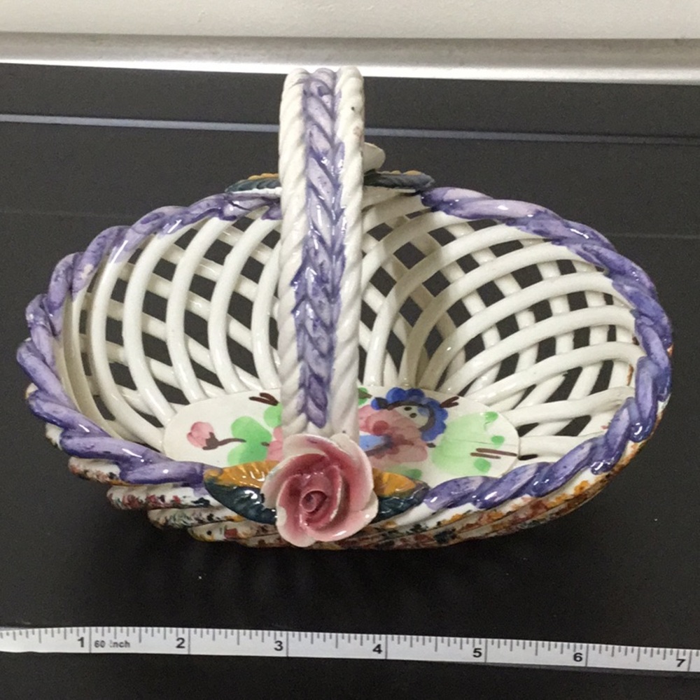 Fruit And Berries Basket dish - Picture 2 of 9